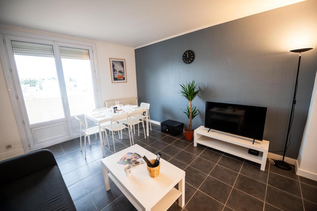 Robespierre - Tout Equipe & Calme - Tv Et Wifi Saint-Etienne  Dış mekan fotoğraf